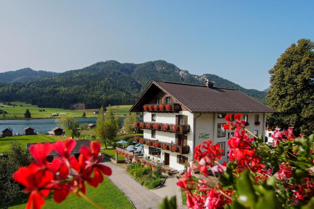 Hotel Lipeter & Bergheimat Weissensee Exterior foto